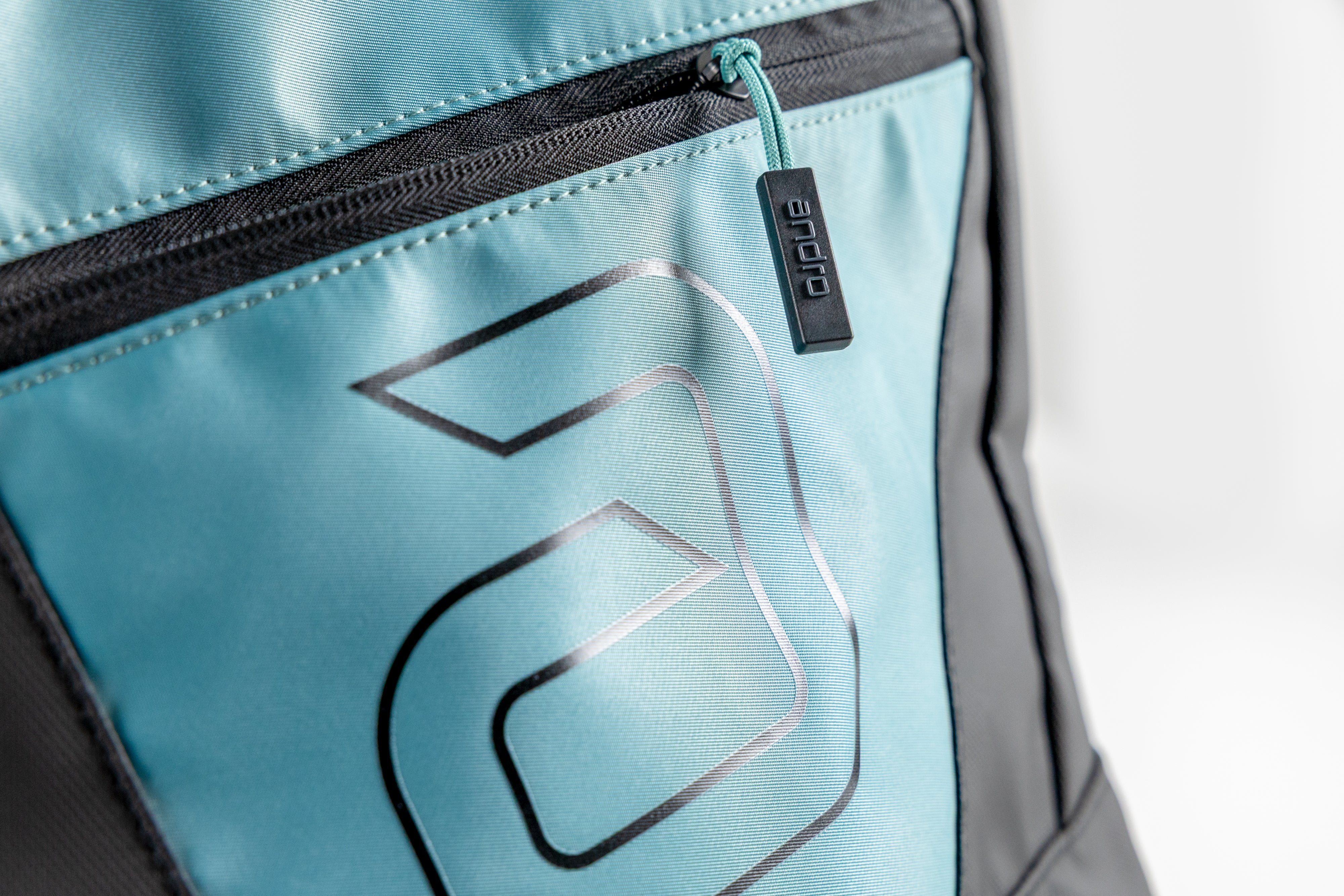 Borsa Andro Taiva verde acqua/nero