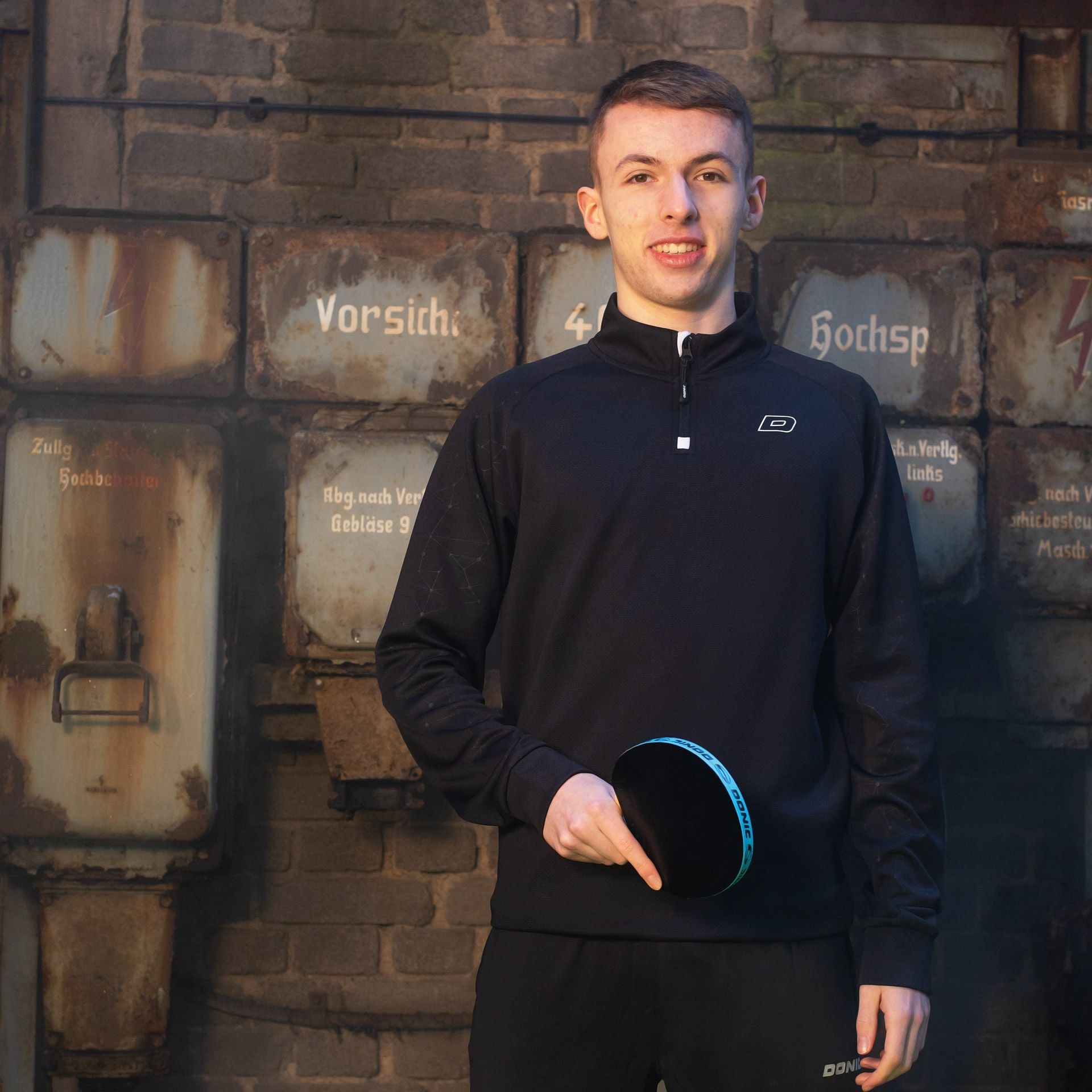 Donic felpa Black Series